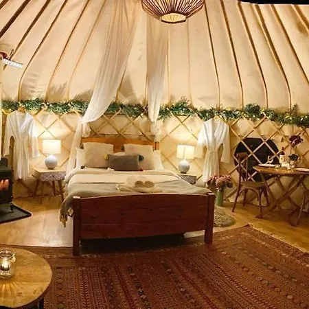 Yurtshire Eavestone - Birch Yurt Lodge