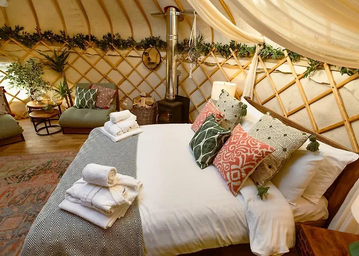 Yurtshire Eavestone - Birch Yurt Lodge