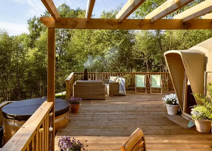 Yurtshire Eavestone - Birch Yurt Lodge