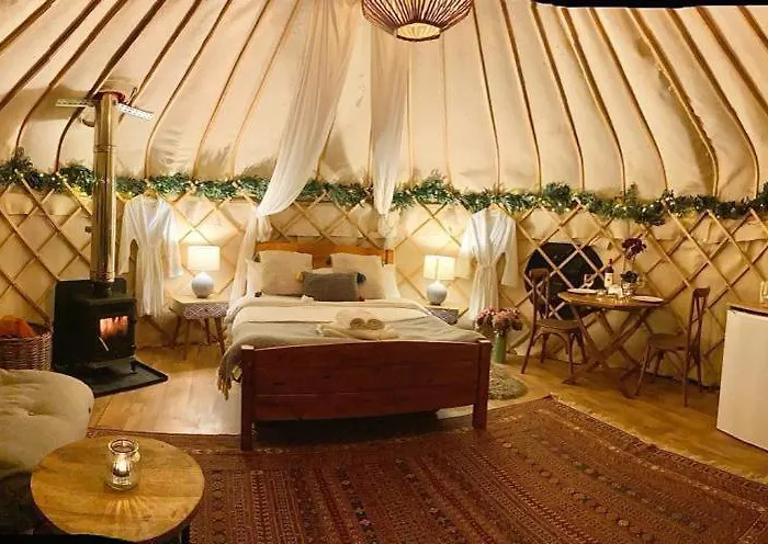 Yurtshire Eavestone - Birch Yurt Lodge